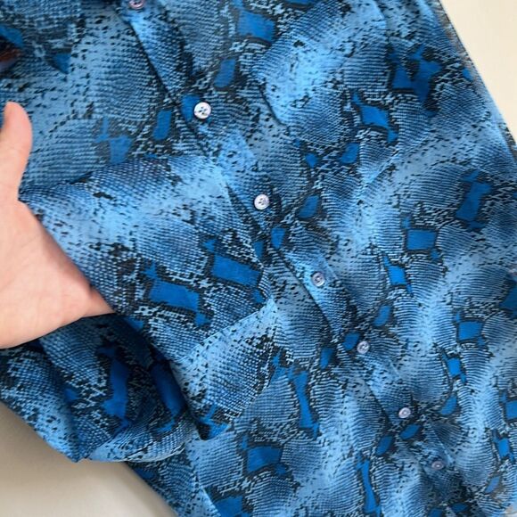 Equipment Femme 100% Silk Sheer Blue Snake Skin Print Button Down Blouse Size S - Picture 6 of 10